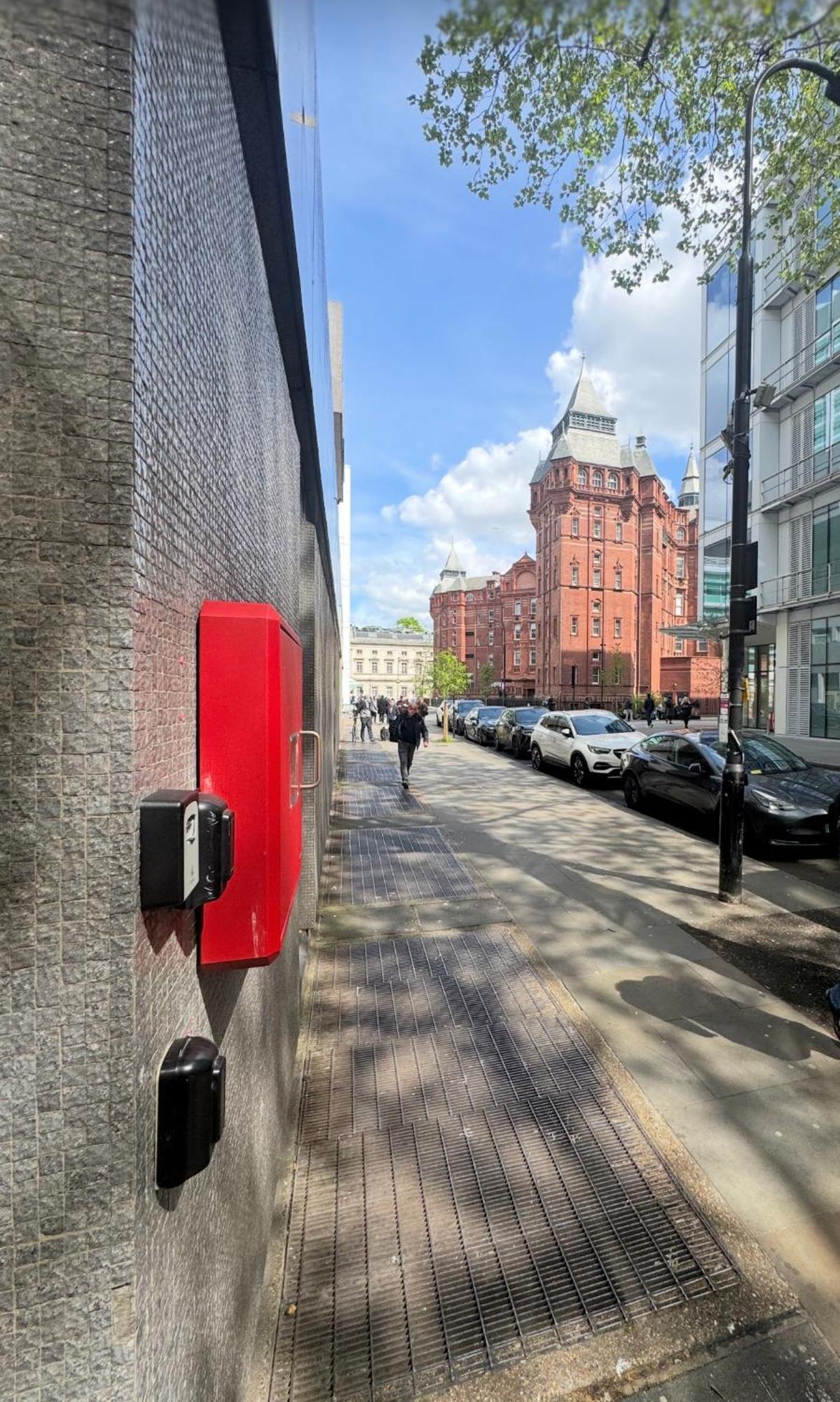 Modern In London, Zone 1 *